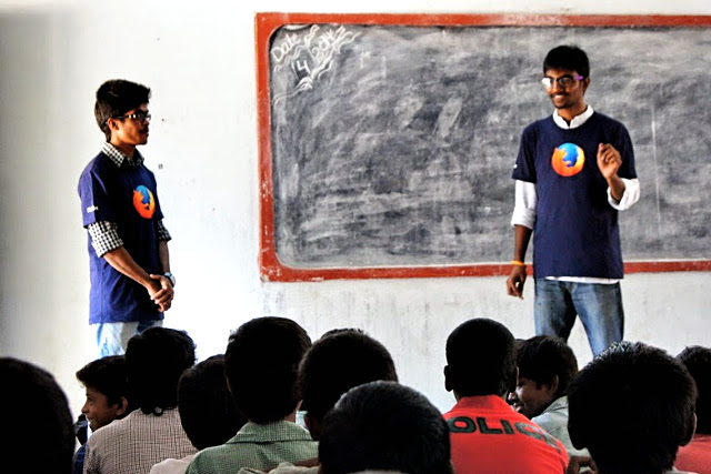 Spreading digital literacy in schools through the Firefox Student Ambassador program.